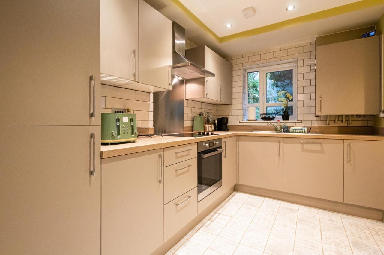 Charles St Chester City Townhouse By Rework Accommodation エクステリア 写真