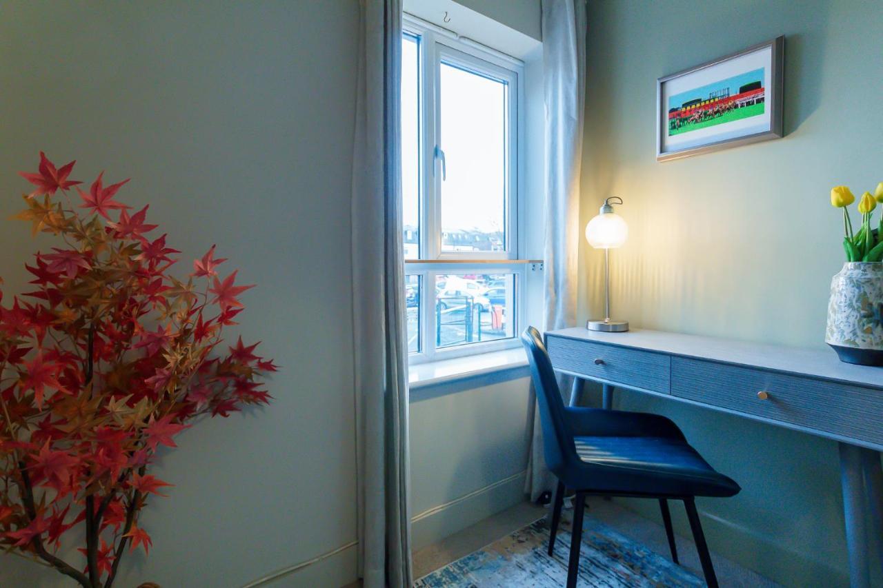 Charles St Chester City Townhouse By Rework Accommodation エクステリア 写真